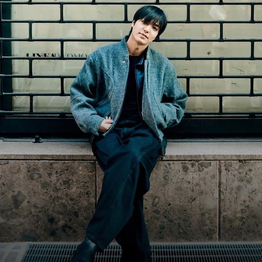 Recent activity shot of Lee Minho