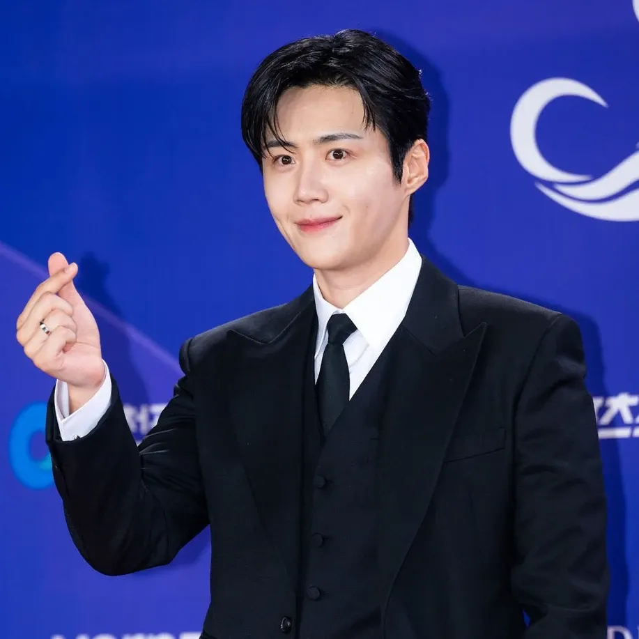 Cuplikan di balik layar dari Kim Seonho