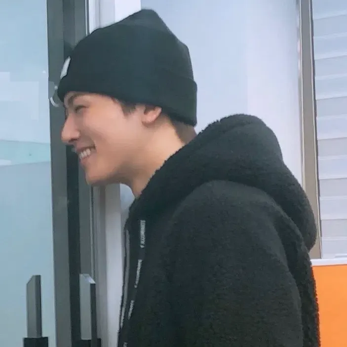 Recent activity shot of Cha Eunwoo