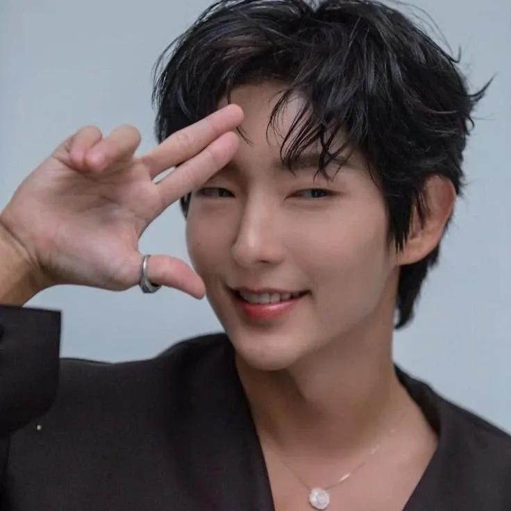 이준기 최근 활동샷