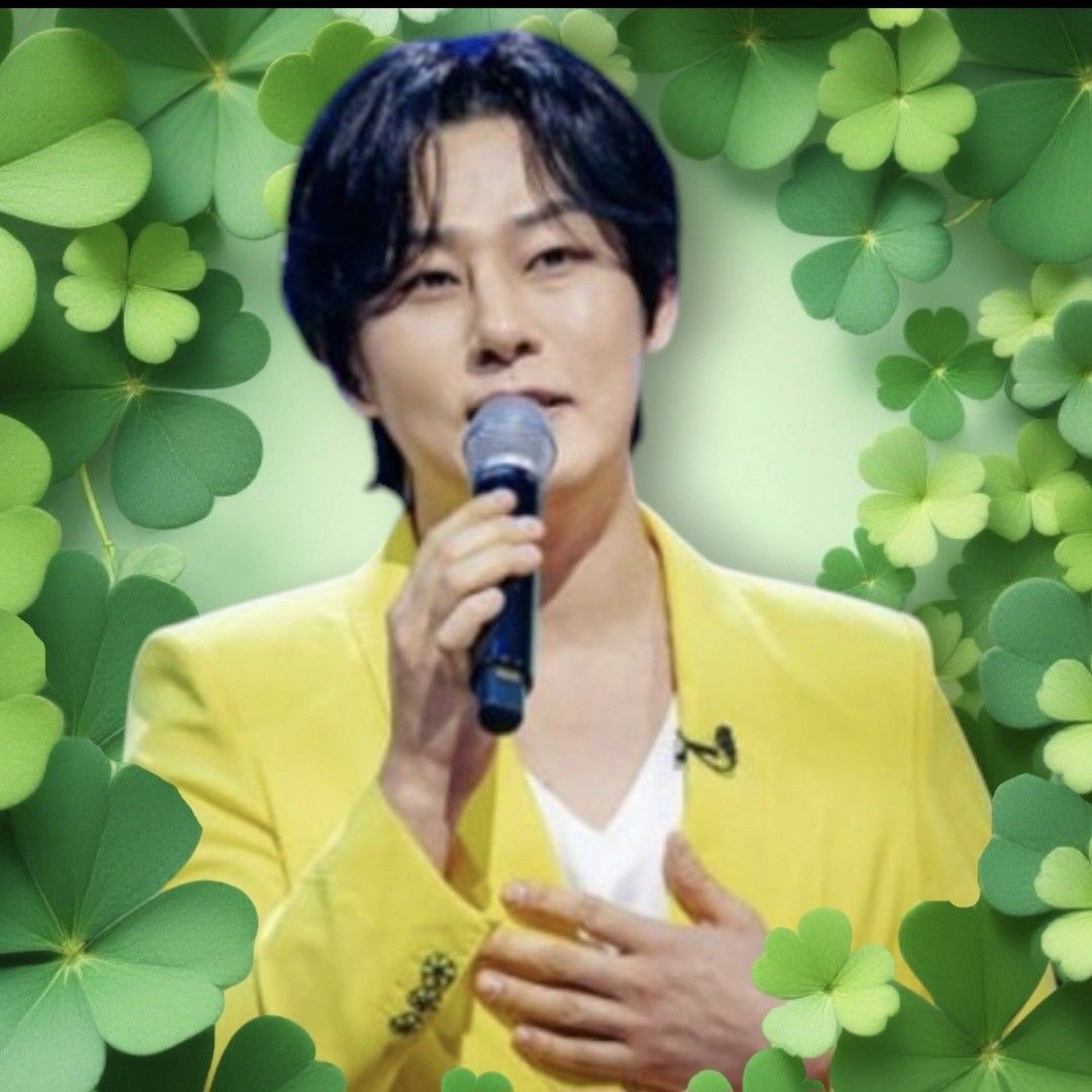 A moment captured by a fan of Kang Moonkyung