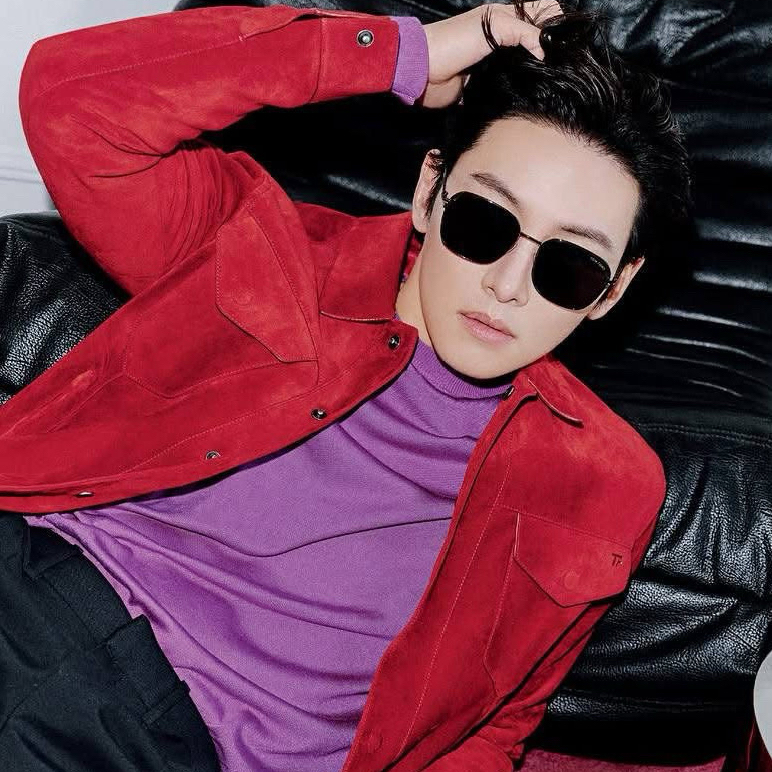 粉丝拍下的池昌旭瞬间