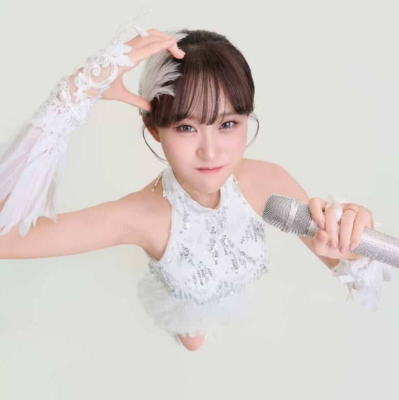 김다현의 비하인드 컷