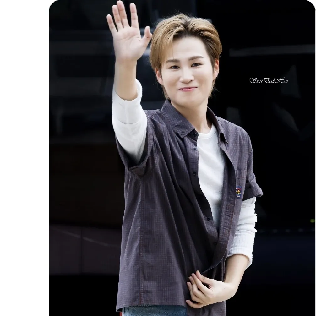 김희재의 비하인드 컷