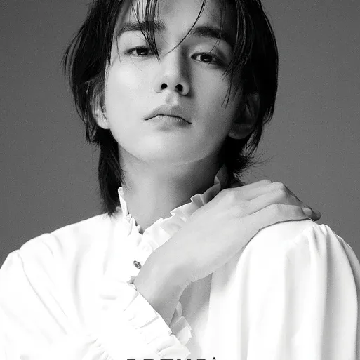 Latest photo of Yoo Seungho