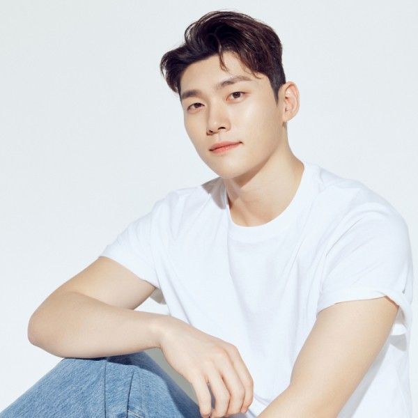 Recent activity shot of Jeon Jonghyeok