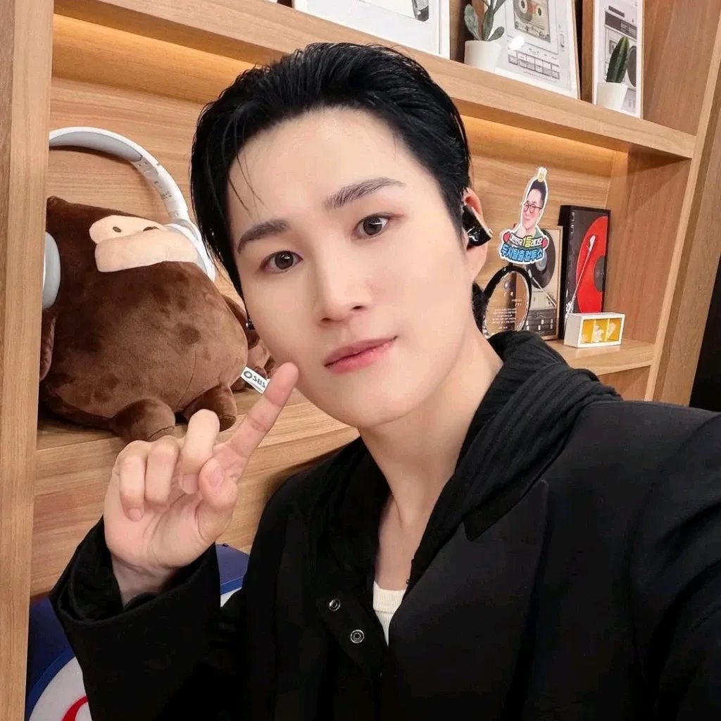 김희재 최근 활동샷