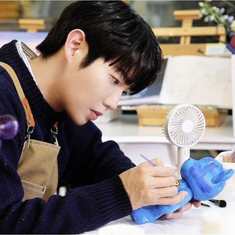 Latest photo of Son Taejin