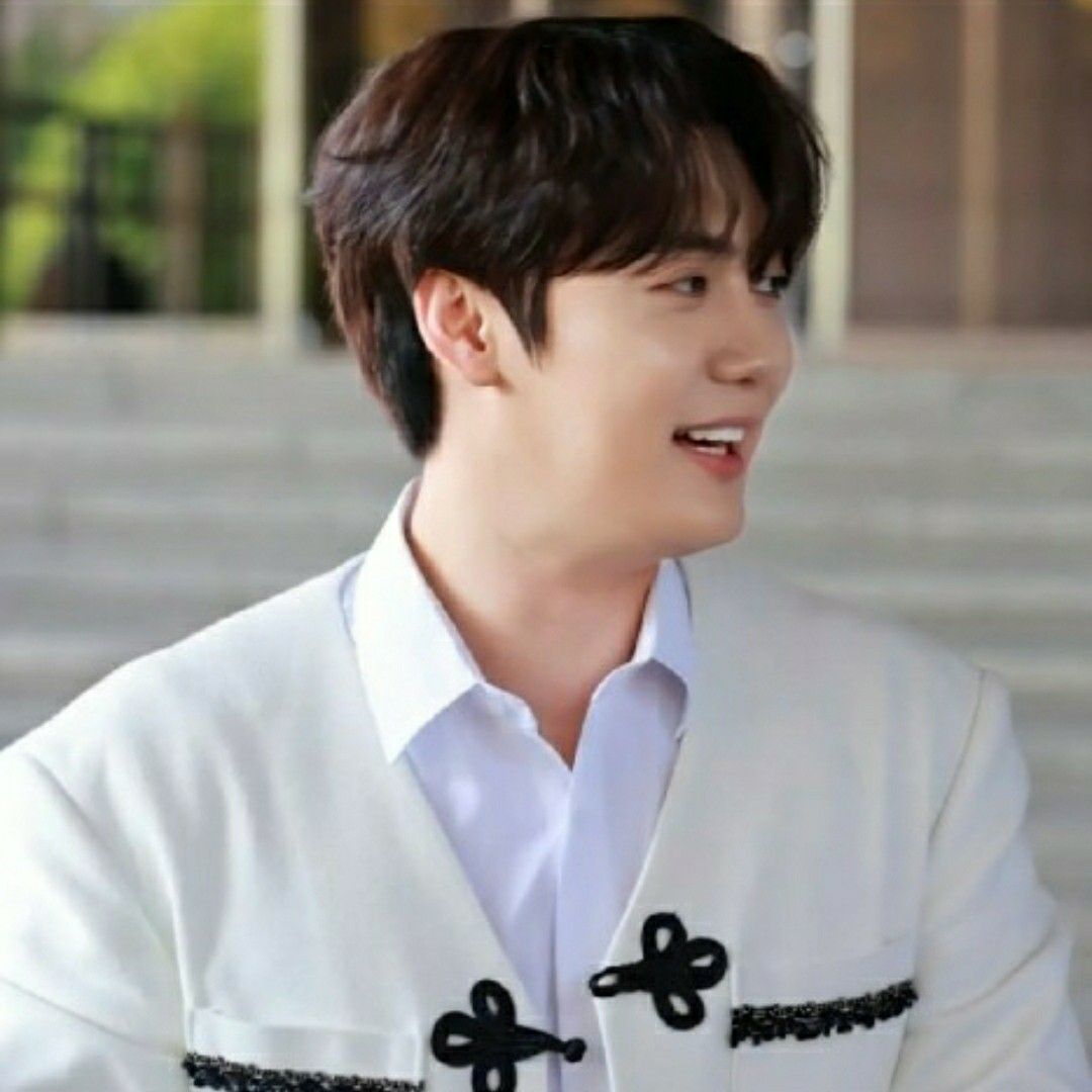 Latest photo of Son Binah