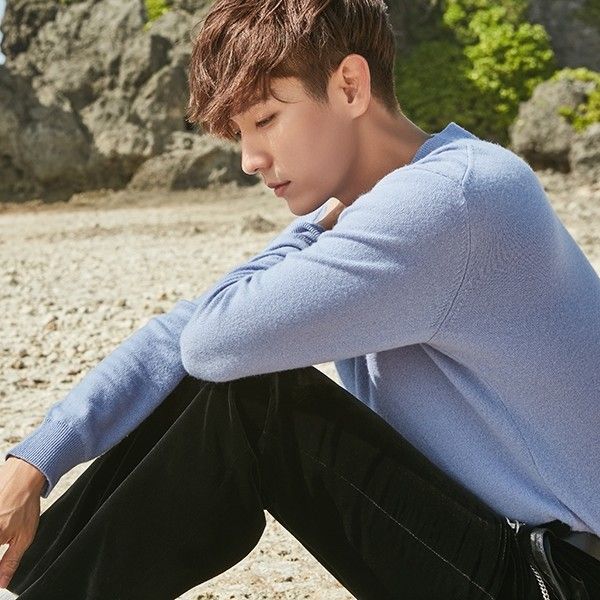 Latest photo of Lee Joongi