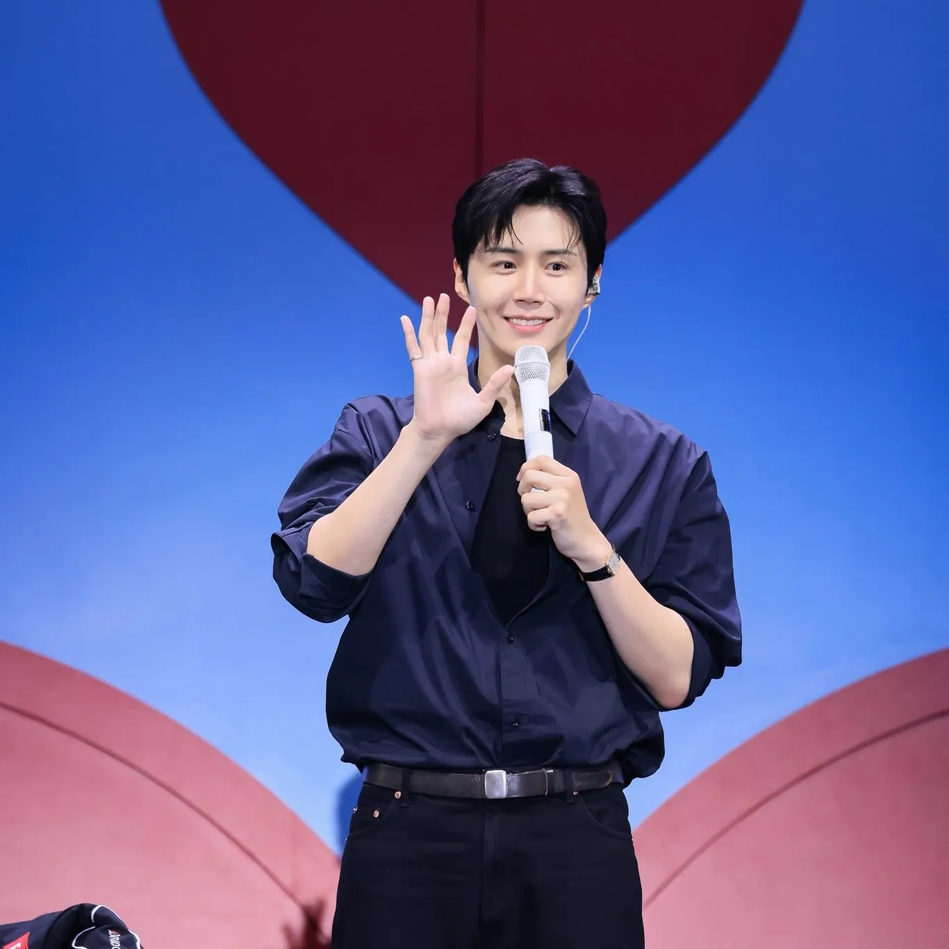 A moment captured by a fan of Kim Seonho
