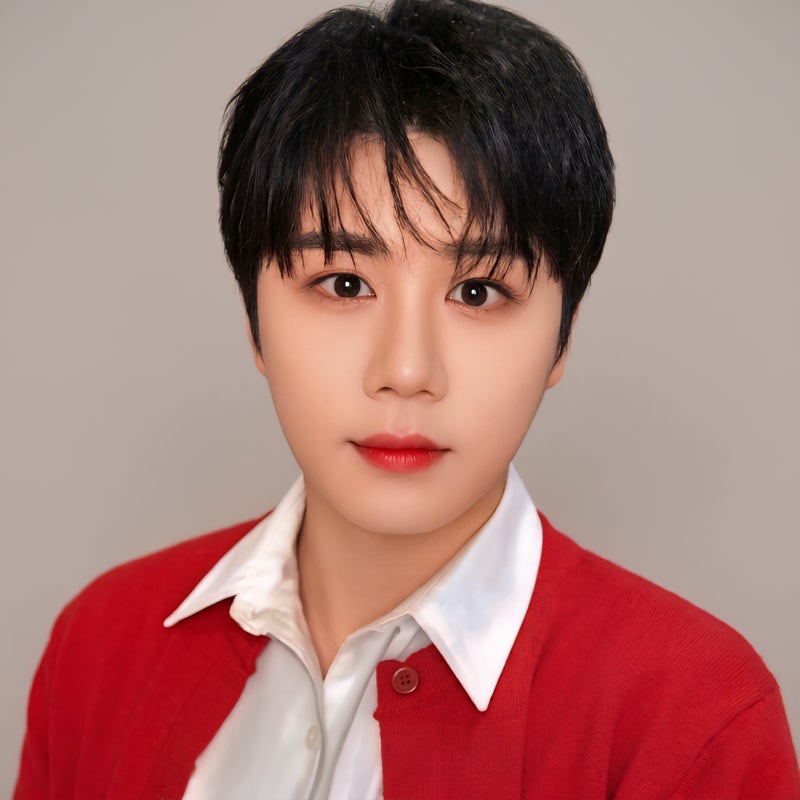 Recent activity shot of Jin Haesung