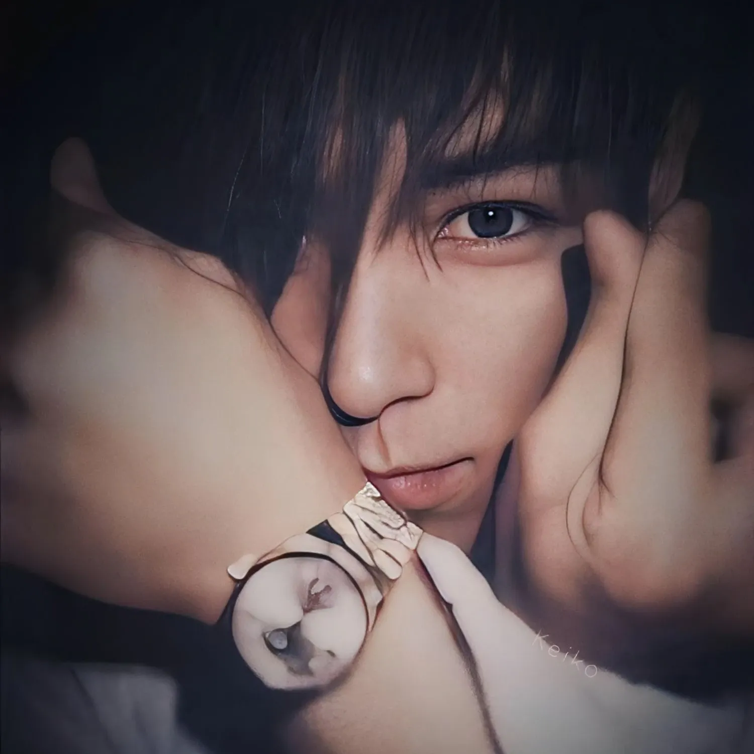 Behind-the-scenes cut of T.O.P