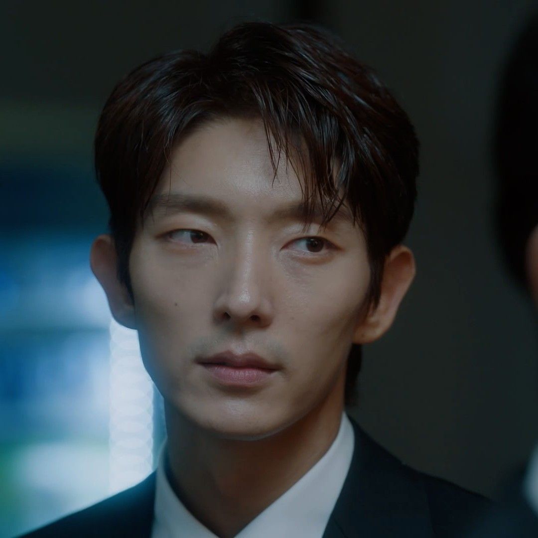 Latest photo of Lee Joongi