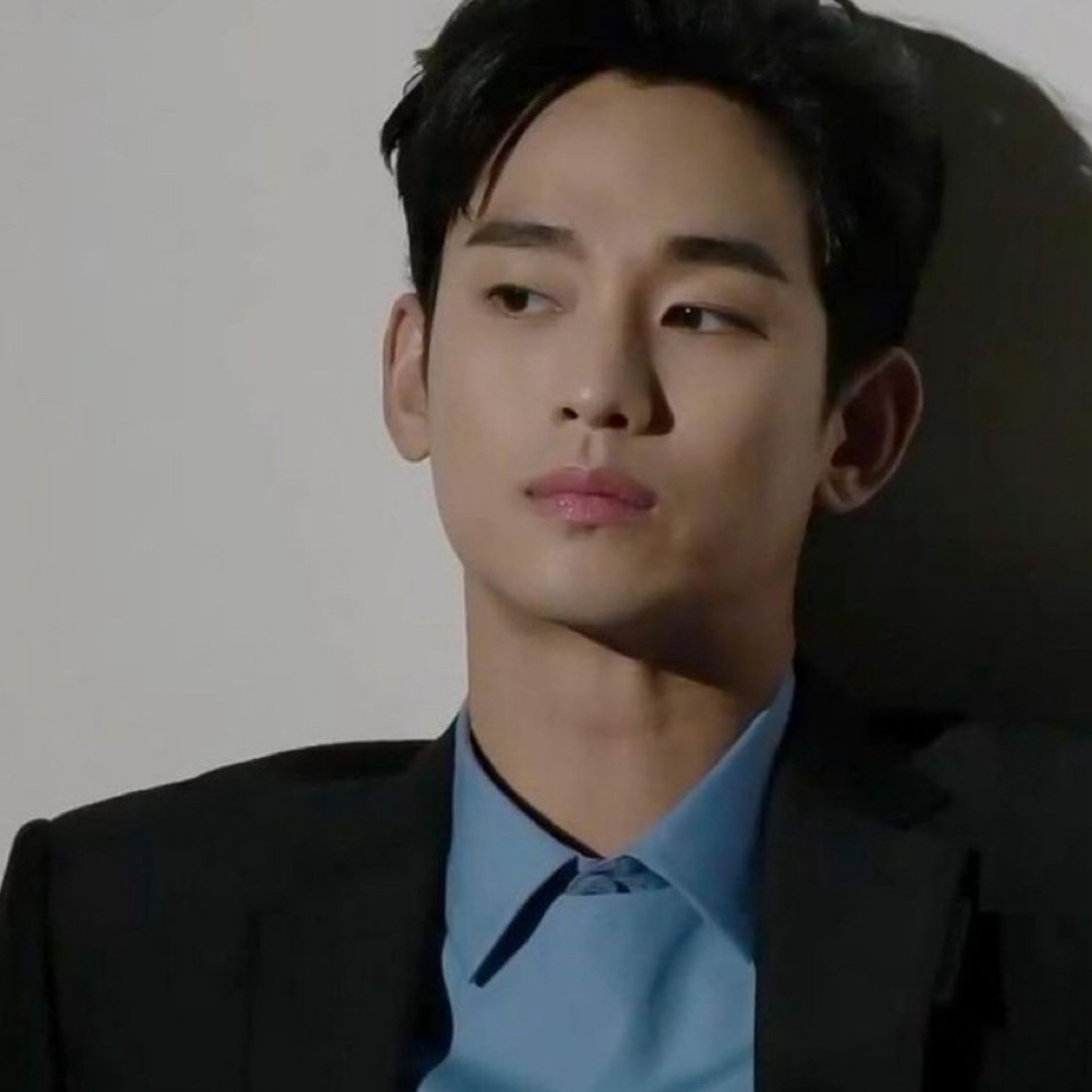 A moment captured by a fan of Kim Soohyun