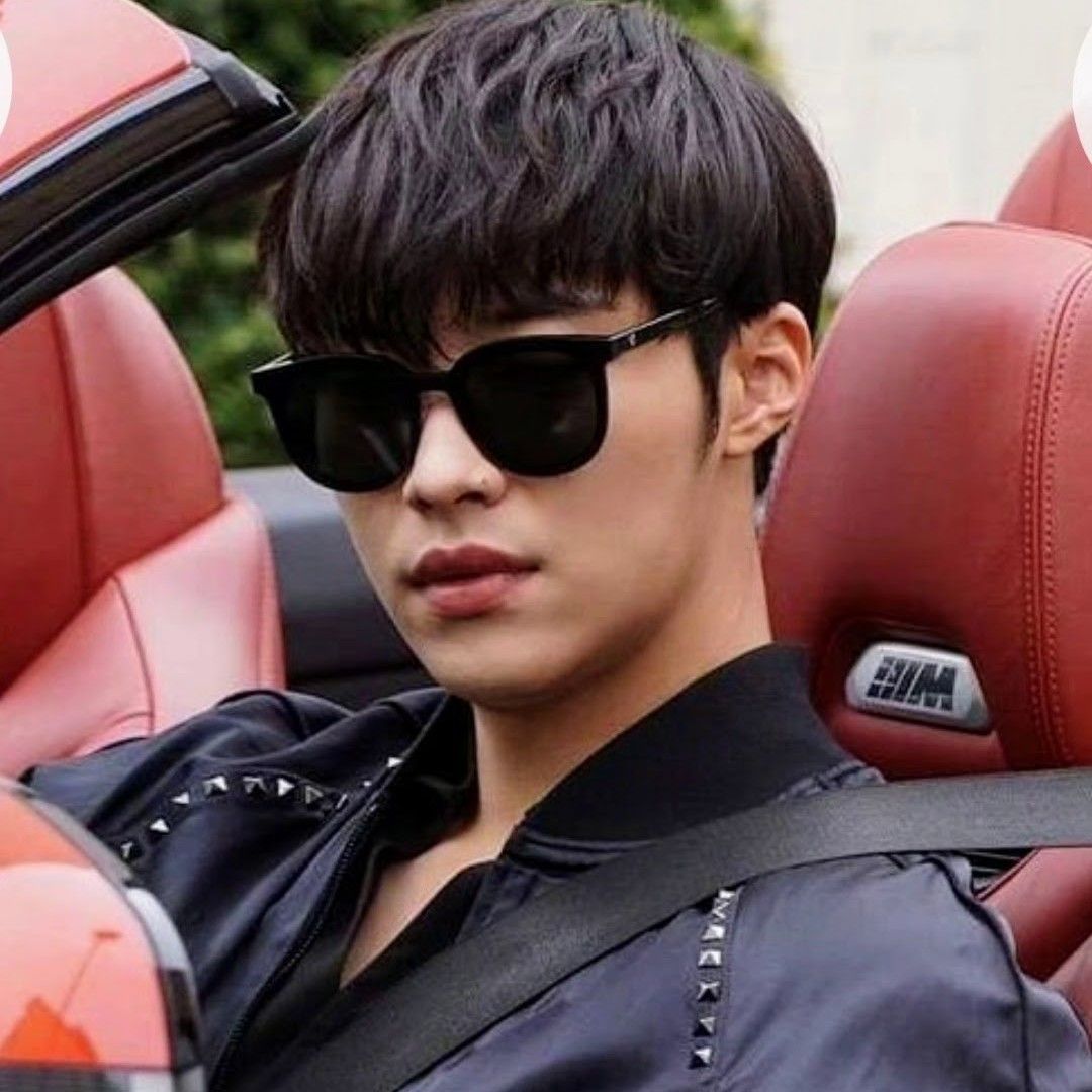 Behind-the-scenes cut of Woo Dohwan