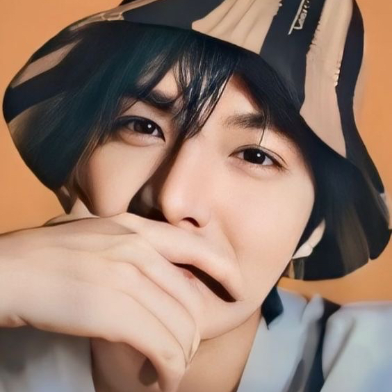 Behind-the-scenes cut of Lee Minho