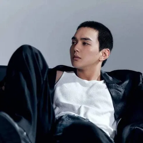 Behind-the-scenes cut of Yoo Seungho