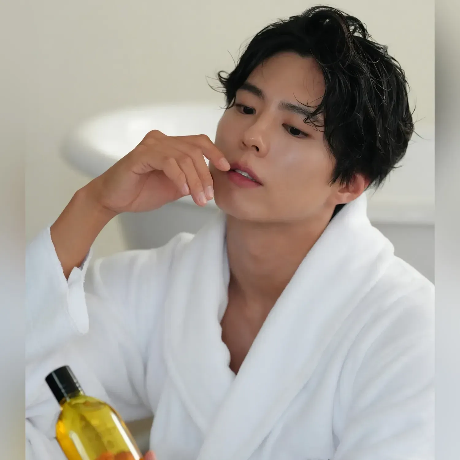 Latest photo of Park Bogum