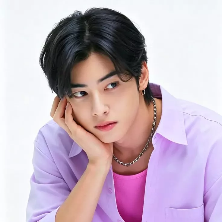 Behind-the-scenes cut of Cha Eunwoo