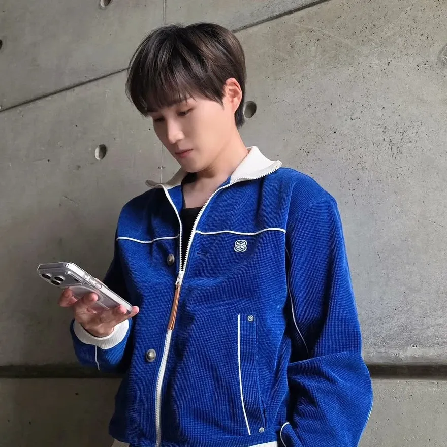 김희재의 비하인드 컷