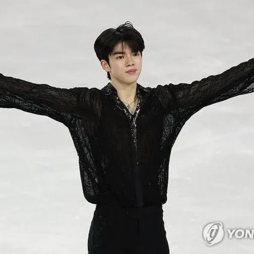 A moment captured by a fan of Cha Junhwan