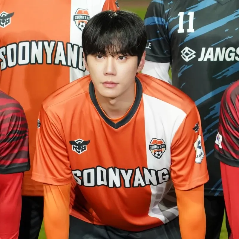 Latest photo of Lee Junyoung