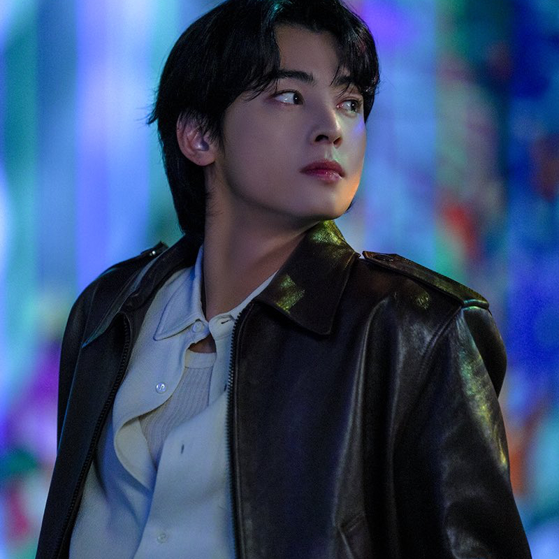 A moment captured by a fan of Cha Eunwoo