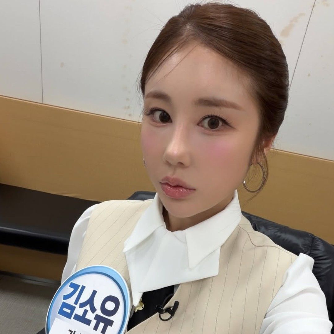 Cuplikan di balik layar dari Kim Soyou