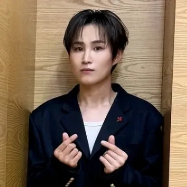 김희재의 비하인드 컷