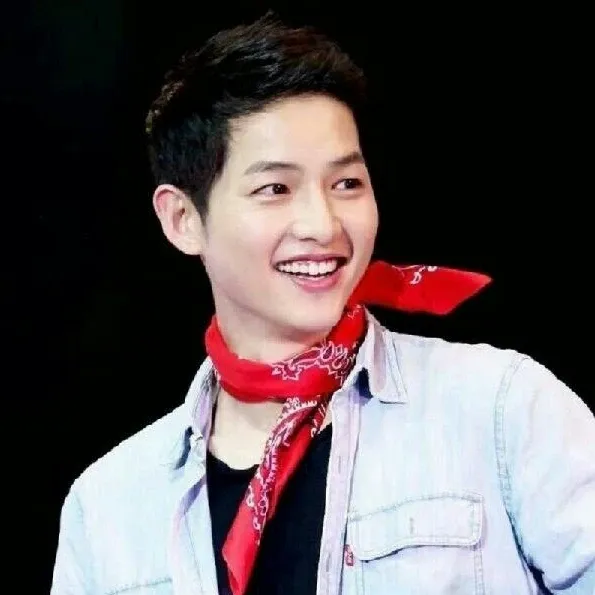 Foto terbaru dari Song Joongki