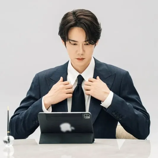 A moment captured by a fan of Yoo Yeonseok