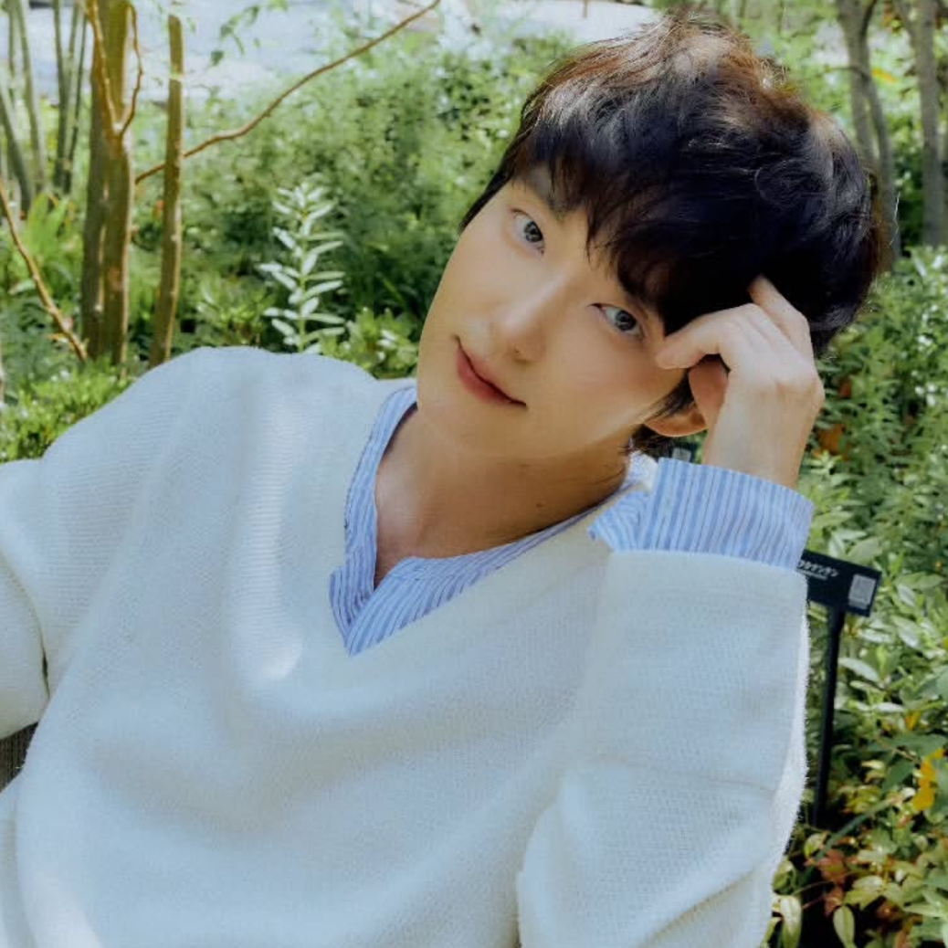 Foto terbaru dari Lee Joongi