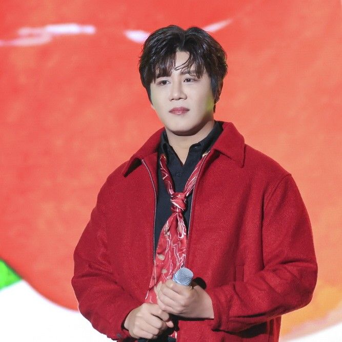 Behind-the-scenes cut of Jin Haesung