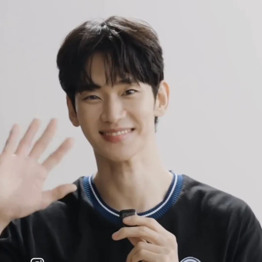 Latest photo of Kim Soohyun