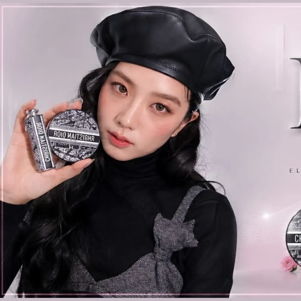 Behind-the-scenes cut of Jisoo (1995)