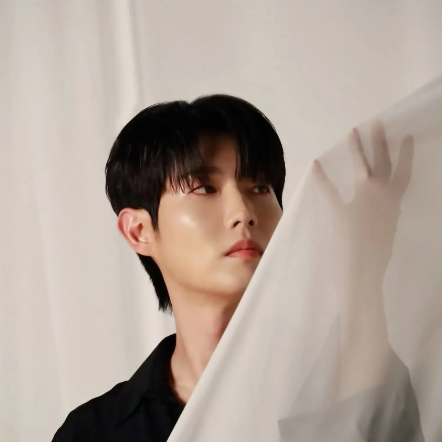 Latest photo of Son Taejin