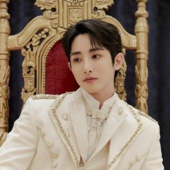 Behind-the-scenes cut of Lee Soohyuk