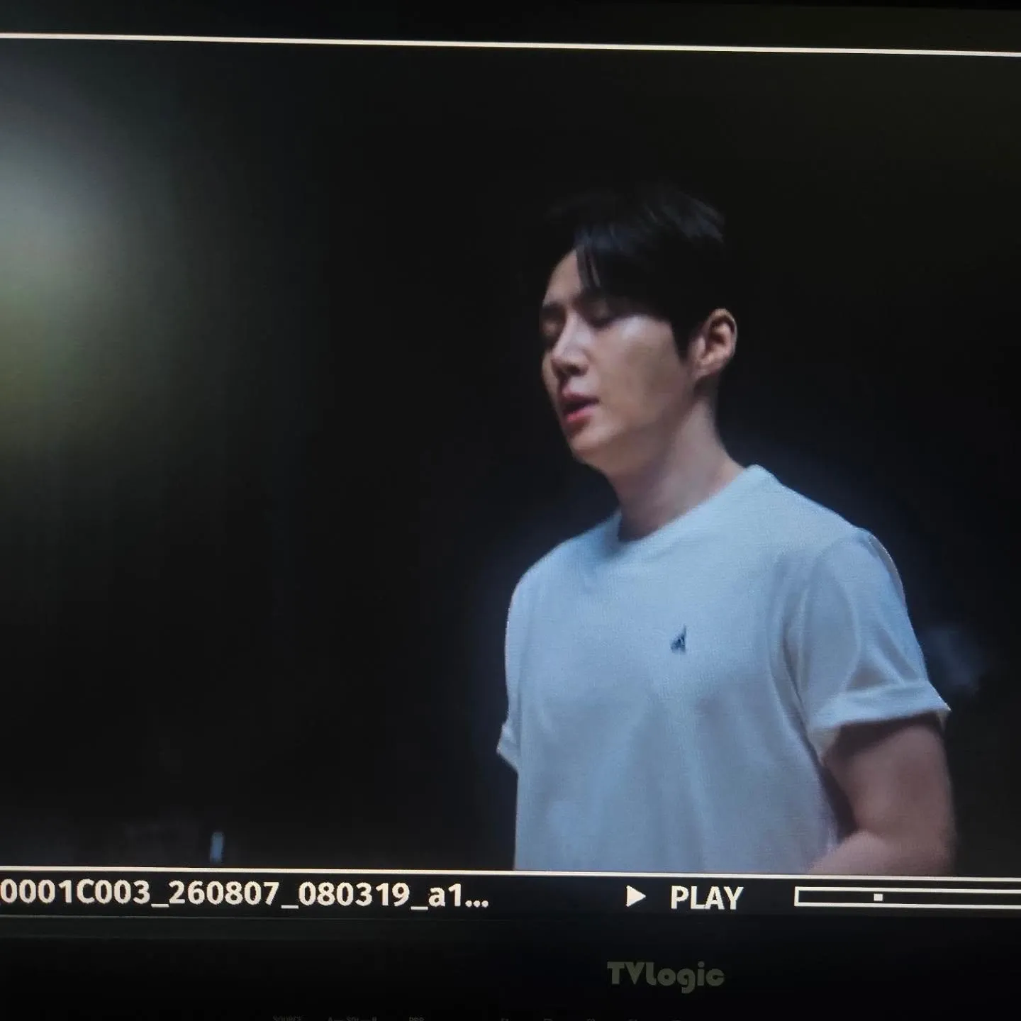 Cuplikan di balik layar dari Kim Seonho