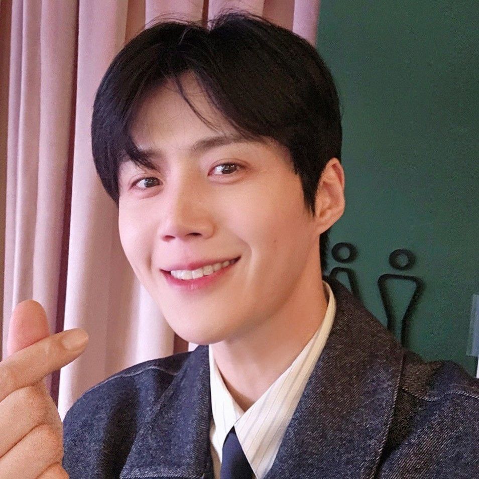 Latest photo of Kim Seonho