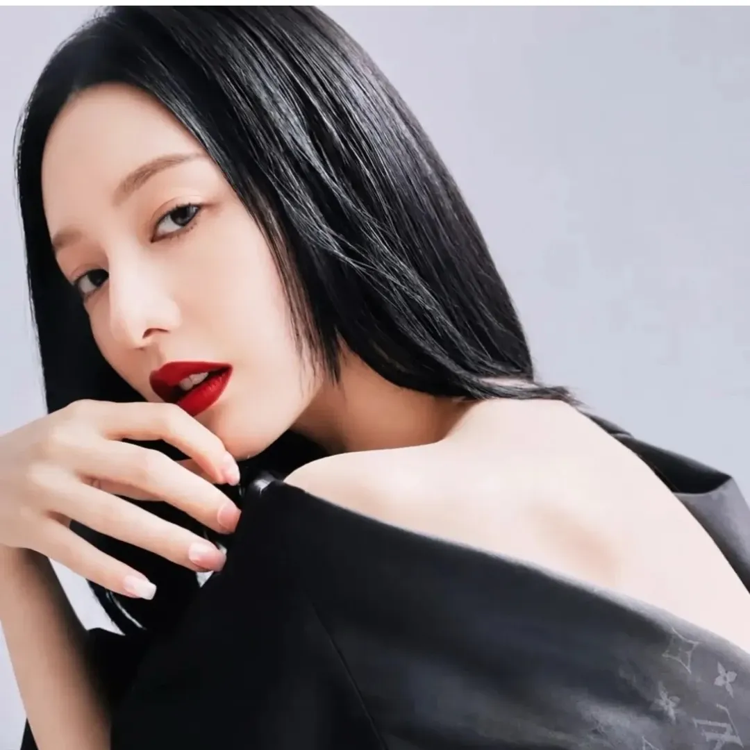 A moment captured by a fan of Kim Jiwon