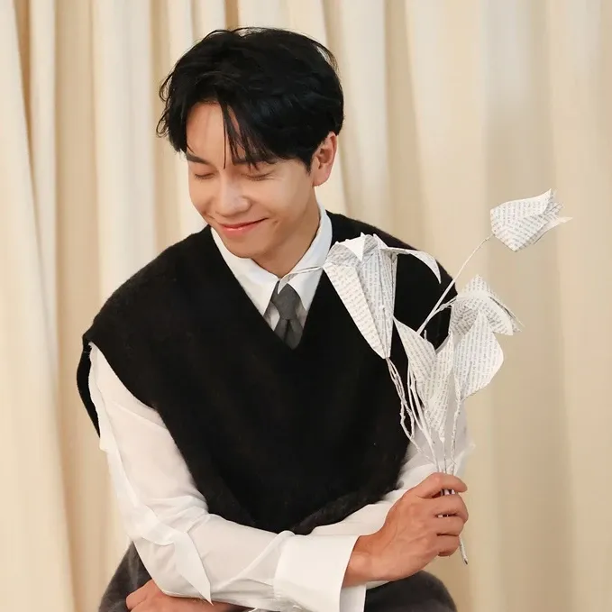 Foto kegiatan terbaru dari Lee Seunggi