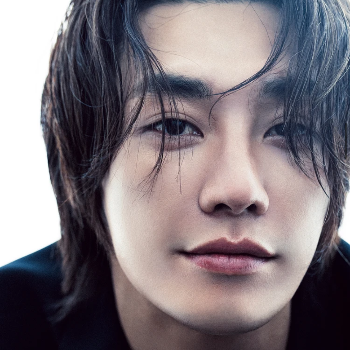 Recent activity shot of Kim Youngkwang