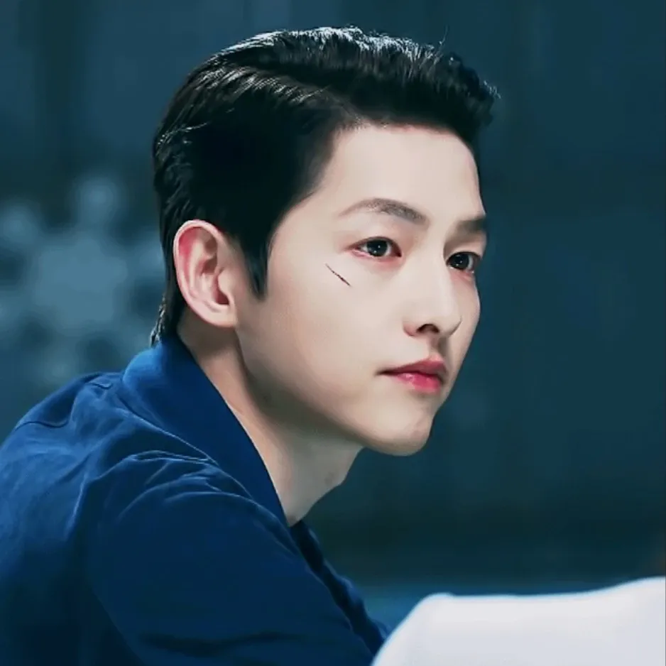 ソン・ジュンギのビハインドカット