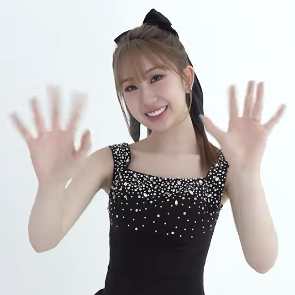 Behind-the-scenes cut of Jeon Yujin