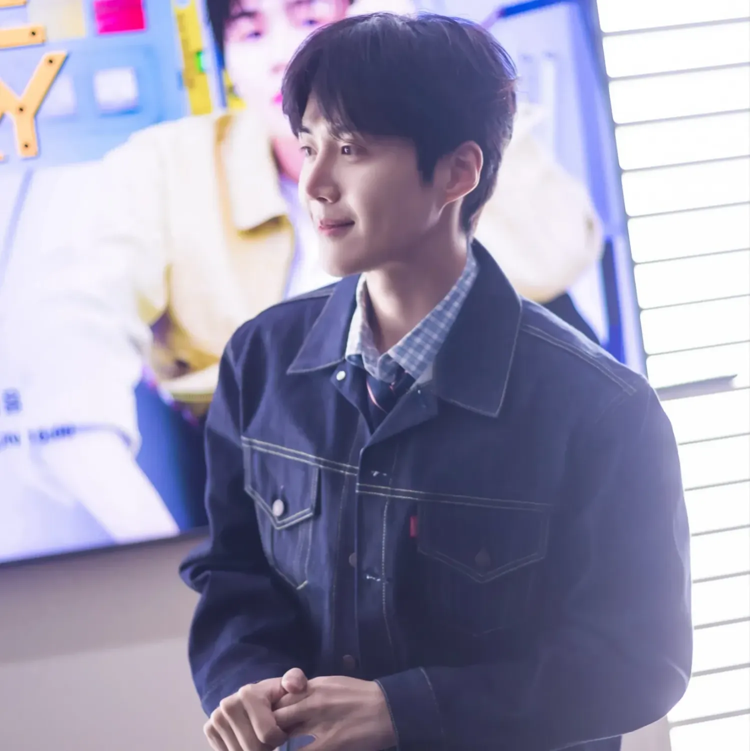 Behind-the-scenes cut of Kim Seonho