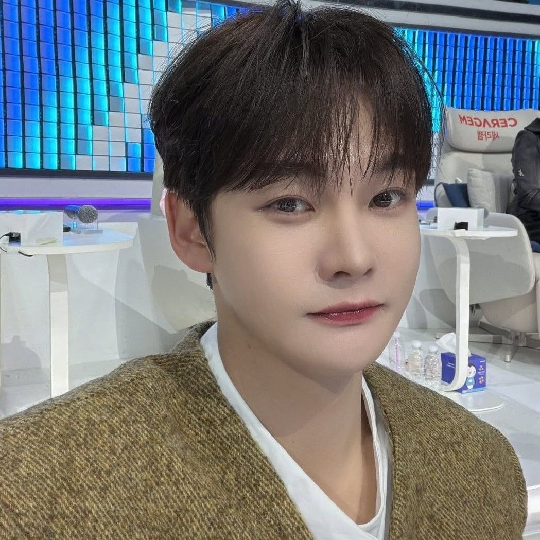 Cuplikan di balik layar dari Park Seojin