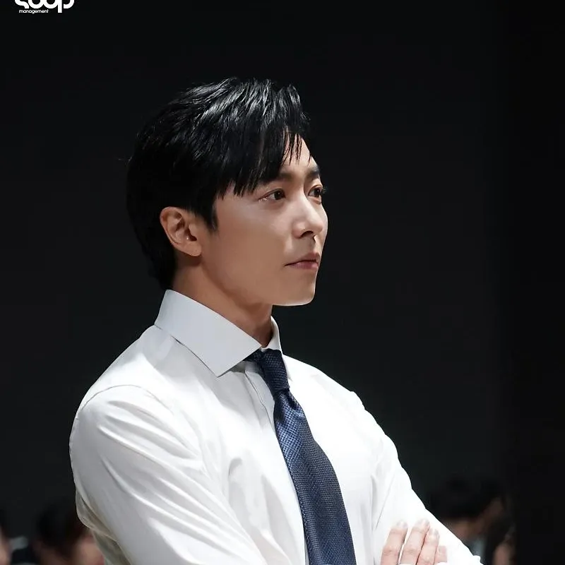 Latest photo of Kim Jaewook