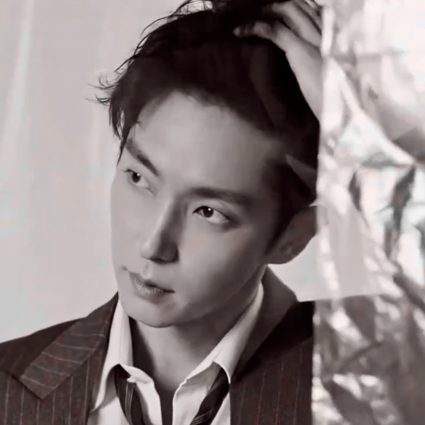 Behind-the-scenes cut of Lee Joongi