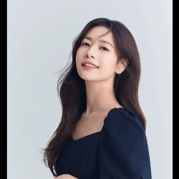 Recent activity shot of Jung Somin